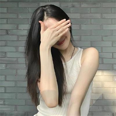 不再托腮遐思